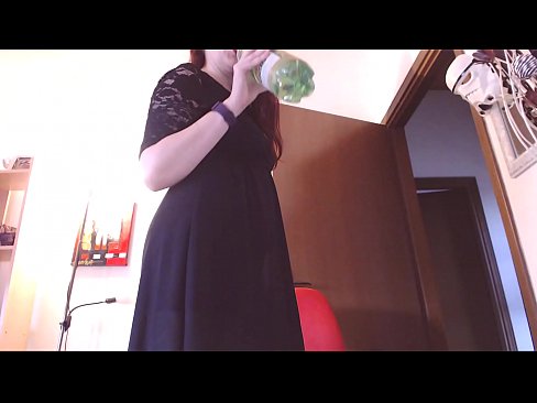 ❤️ Një skllav i nënshtruar që i pëlqejnë brekët e pista dhe të shijshme detyrohet të masturbojë pasi shikon këtë video! ❤️ Kurrëza në sq.vbdsm.ru ❌❤