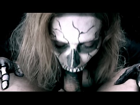 ❤️ Vajzë demonike që thith karin me gojën e saj të zezë dhe gëlltit sperma. ❤️ Kurrëza në sq.vbdsm.ru ❌❤